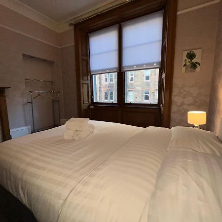 Bright 3 Bedroom Edinburgh City Apt 外观 照片
