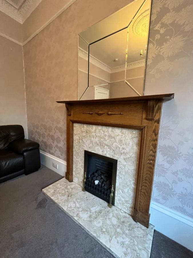 Bright 3 Bedroom Edinburgh City Apt 外观 照片