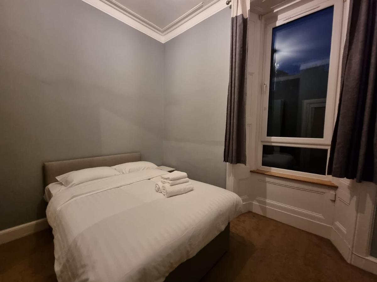 Bright 3 Bedroom Edinburgh City Apt 外观 照片